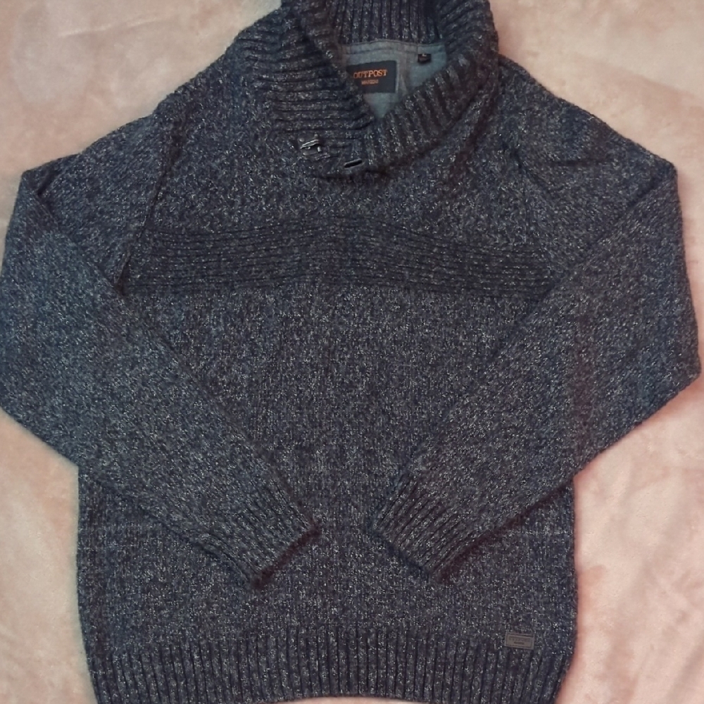 Blue Turtleneck Sweater with Ribbed Texture